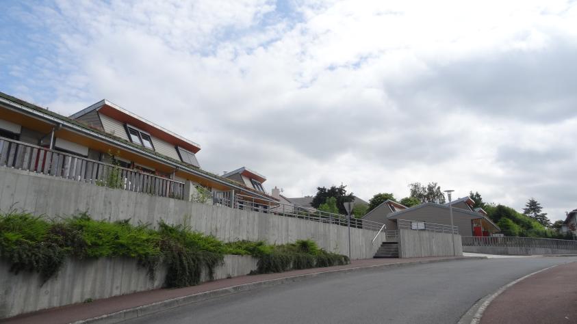 5-terrasses_plantees_dans_denivelle-marigny.jpg