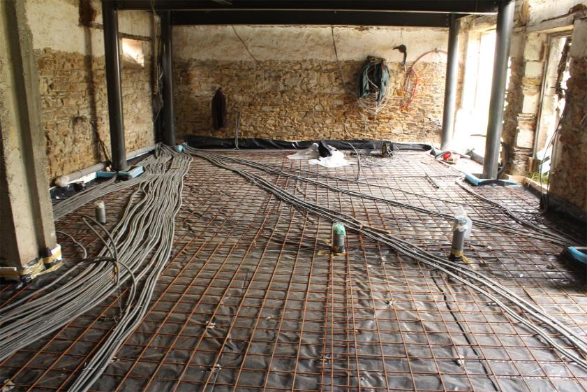 Structure acier en RDC d'une maison ancienne.