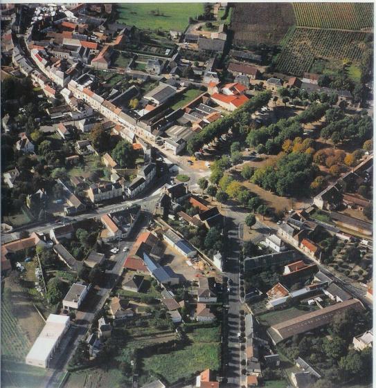 vue_aerienne_lencloitre.jpg