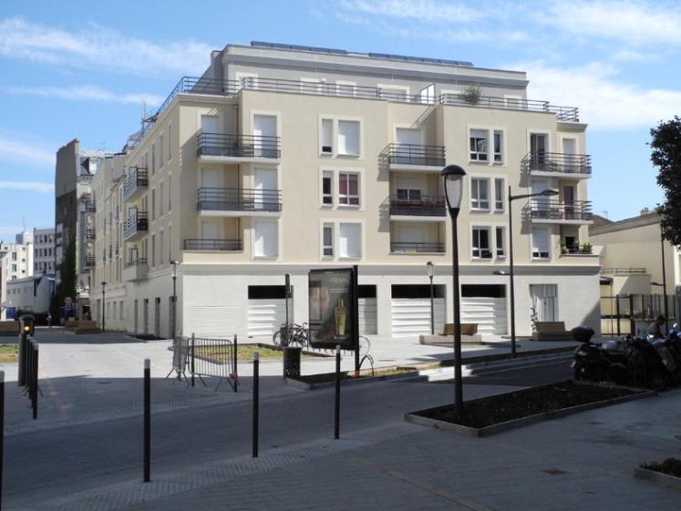 VINCENNES Immeuble CJRP place des Laitières