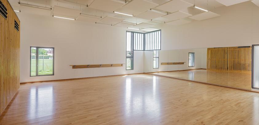 salle-de-danse-generac-3.jpeg