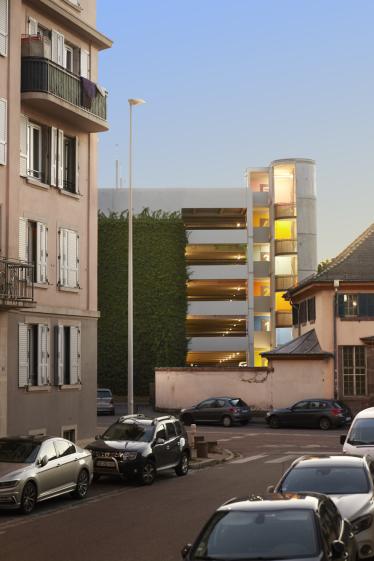 Le parking dans son contexte