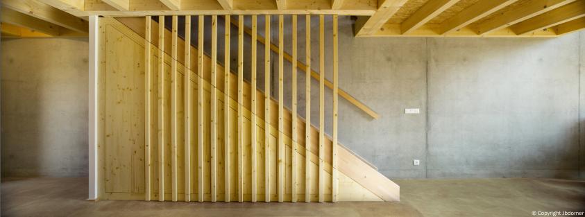 L'escalier avec son garde-corps ajouré