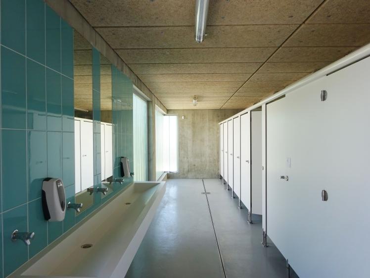 Les sanitaires - vue intérieure