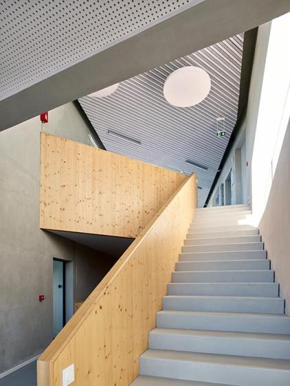 bureaux-entrepots-colombier-saugnieu_6.jpg