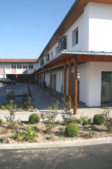 t0103_web.jpg