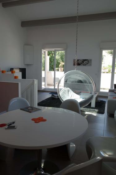 De la cuisine vers le salon