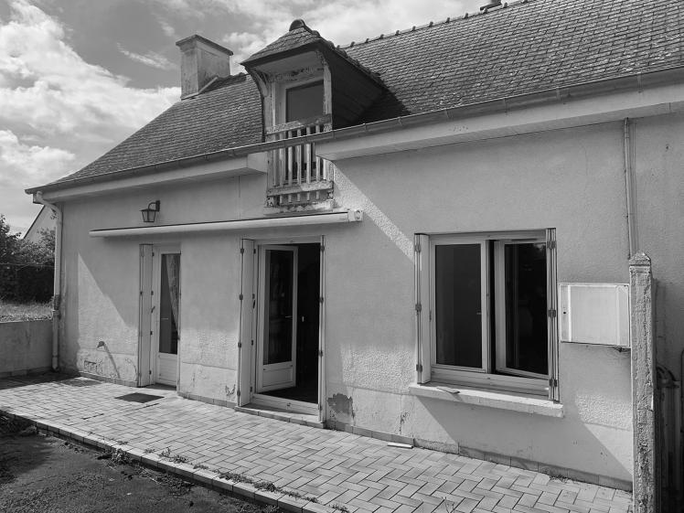 Photo de la façade de la maison avant rénovation