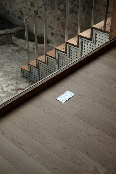 Vue vers l'escalier