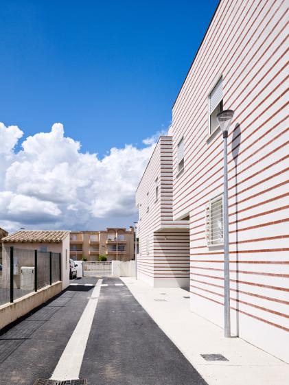 10 Logements sociaux / Vue depuis le parking privé
