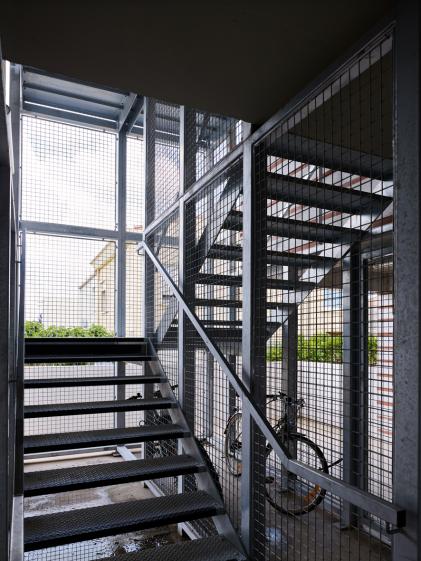 10 Logements sociaux / Escaliers