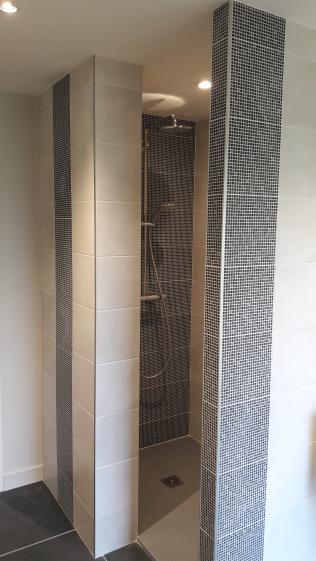 Extension rénovation longère douche à l'italienne