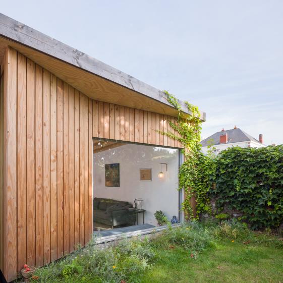 2109-extension_man-agence_mfa_architecte-nantes-f._dantart-non_libre_de_droits-e