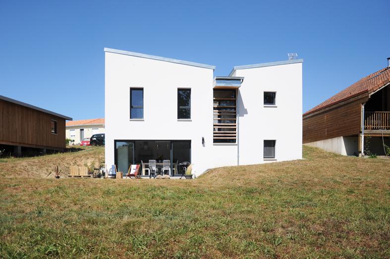 2018-architecte-construction_maison-corcoue_sur_logne-02.jpg