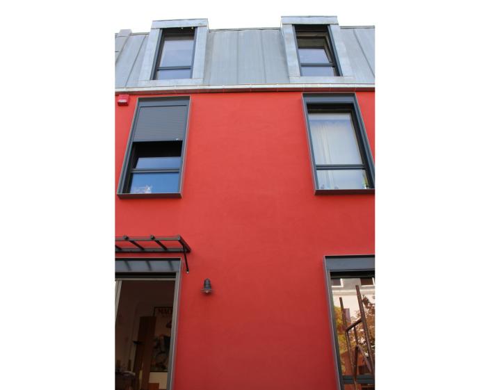 2_facade_rue.jpg