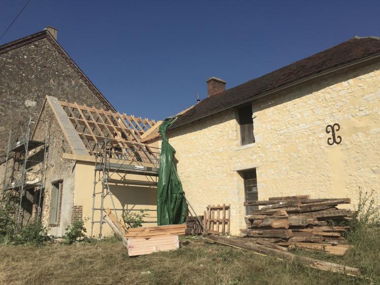 petite_maison_arriere_teinte_moins_saturee.jpg