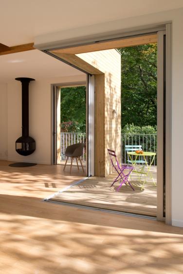 4_-_bernard_2_vue_sejour_terrasse.jpg