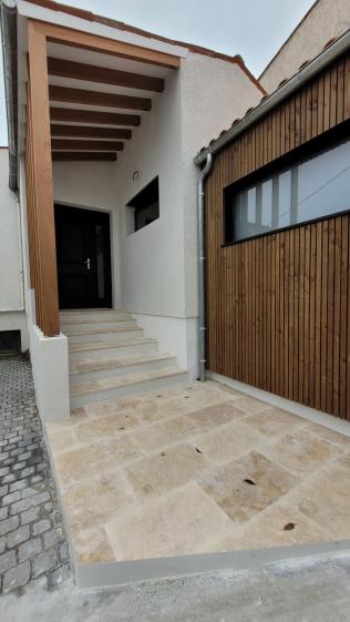 Photo après travaux, zoom entrée