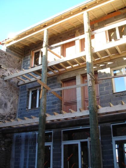 2005 - Marseillan, restructuration d'une maison de ville et création de 7 logeme