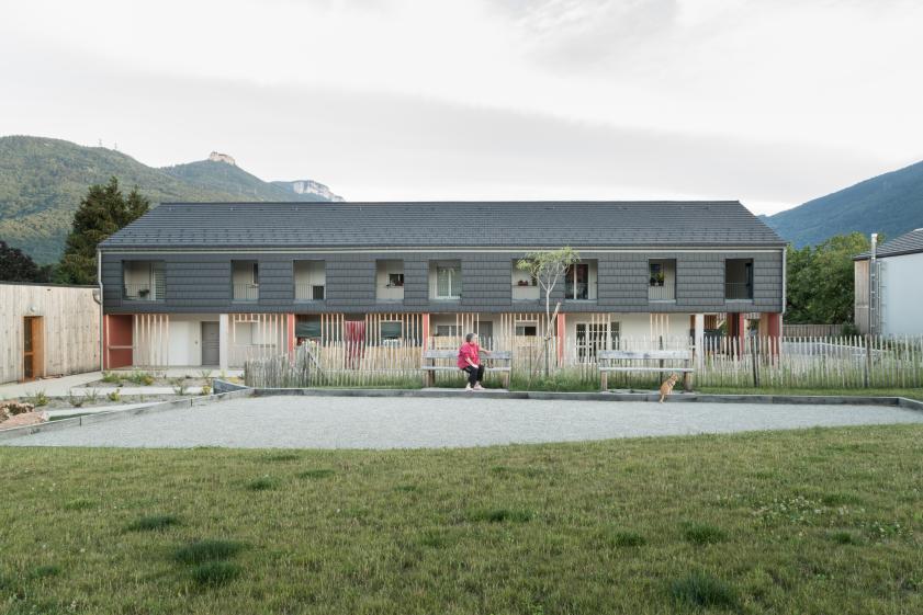 Bâtiment A, logements locatifs sociaux pour personnes âgées et crèche en RDC