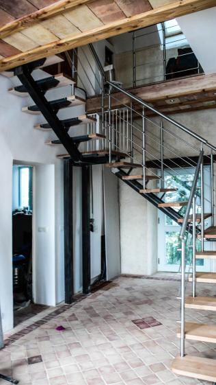 Mise en place de l'escalier central