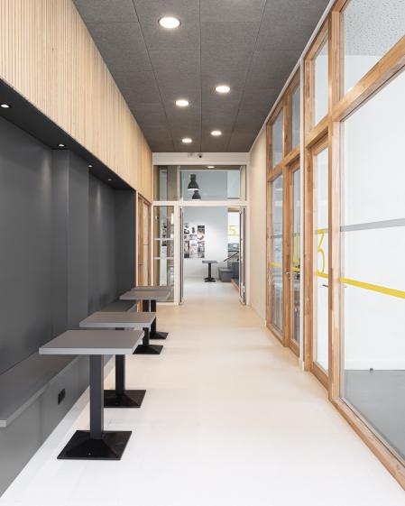 Entrée secondaire 