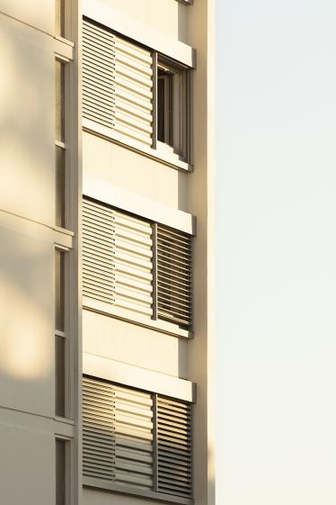 Restructuration - Réhabilitation de 270 logements pour les Résidences Pleyel et Zola / Photographe : Juan Cardona