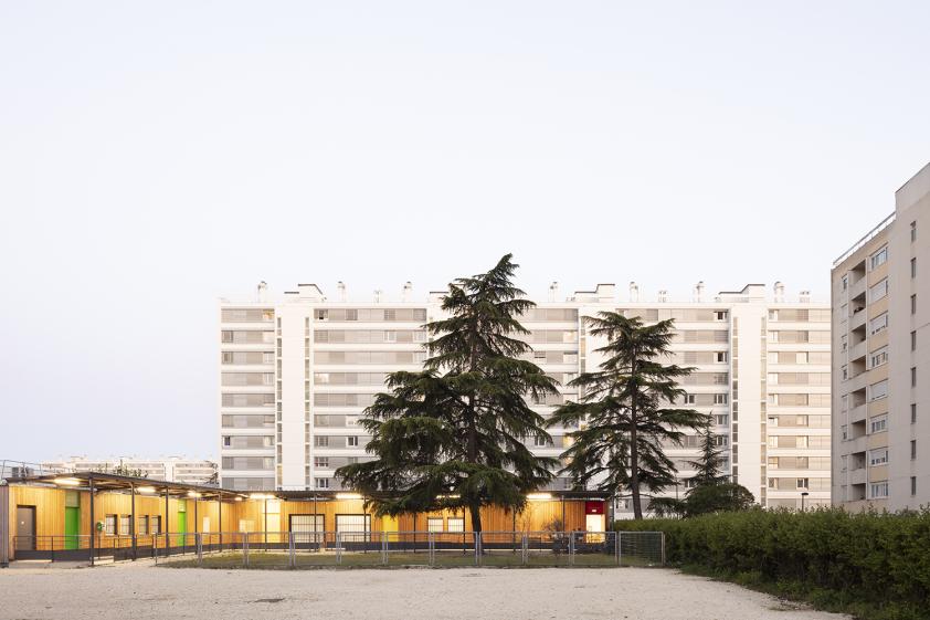 Restructuration - Réhabilitation de 270 logements pour les Résidences Pleyel et Zola / Photographe : Juan Cardona