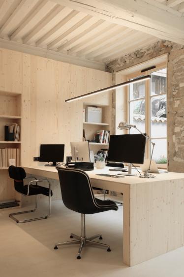 Poste avec vue