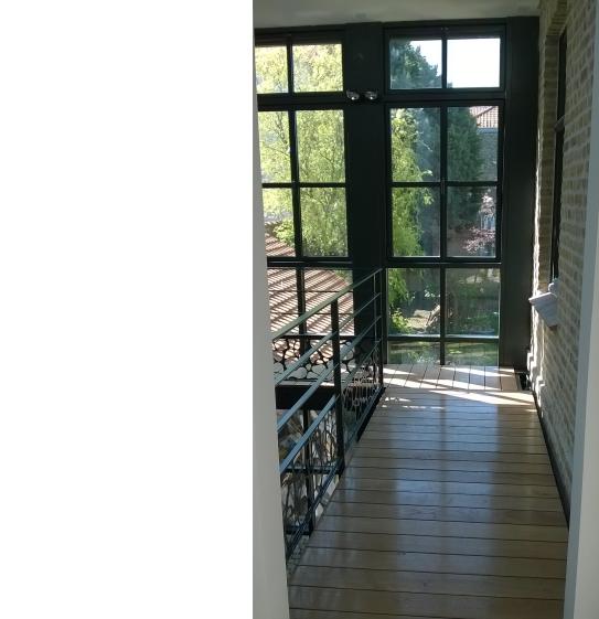 vue sur la passerelle bois