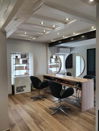 Transformation d'une maison en salon de coiffure