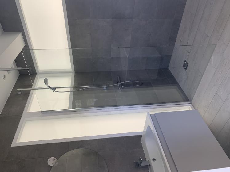 Lumière indirecte salle de bain