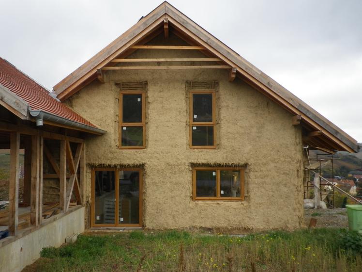 Maison en paille, matériaux, naturels,  écologiques