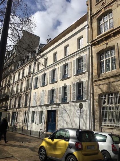 Vue de la rue de la surélévation