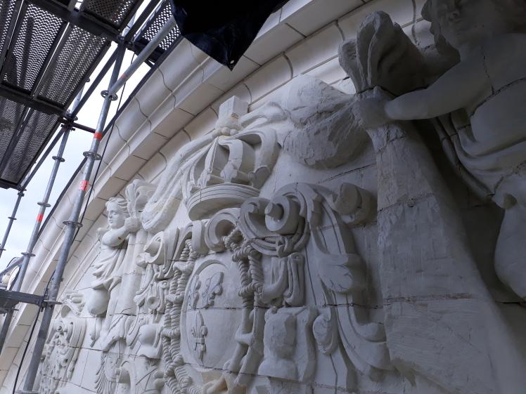 Détail de sculpture du fronton