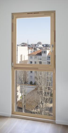 Boulogne // Fenêtre avec allège vitrée offrant un maximum de luminosité dans les logements. 
