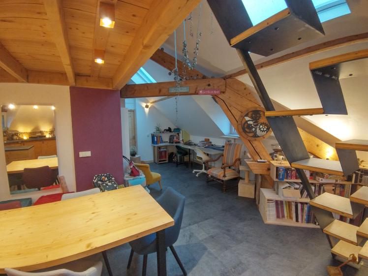 vers le bureau