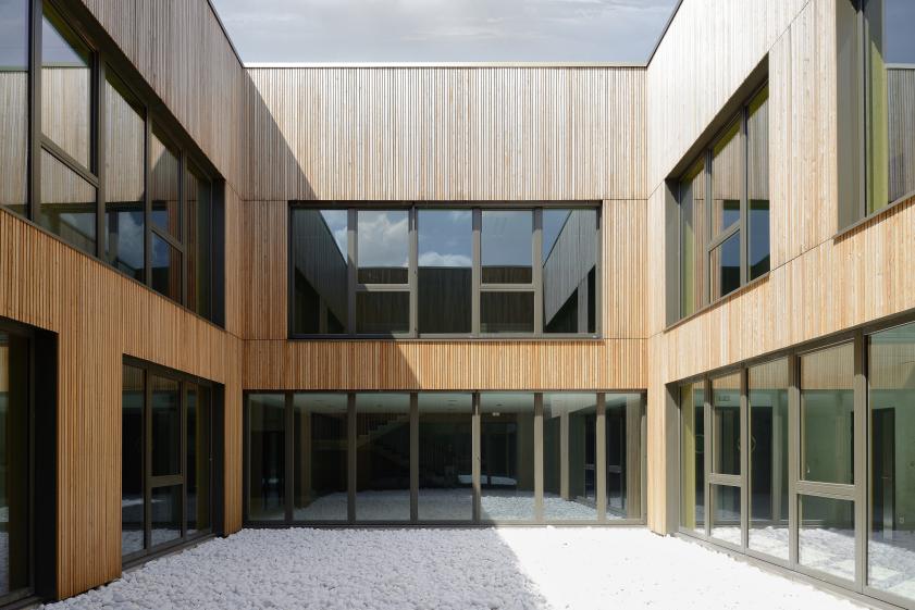 photo cité scolaire Charlemagne - Attigny