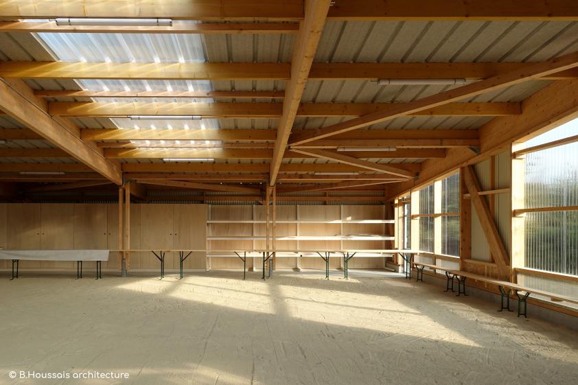 Bain de lumière sur les terrains de jeux grâce à l'usage du polycarbonate 