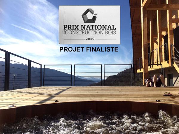 Construction d'un châlet contemporain dans les pyrénées par l'atelier S architecte à Toulouse  : terrassse avec bain nordique
