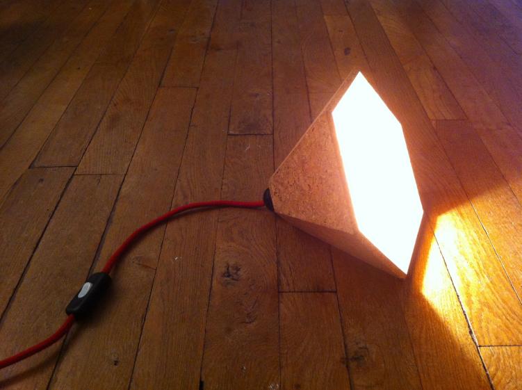 Photo lampe ©j.sage-thomas