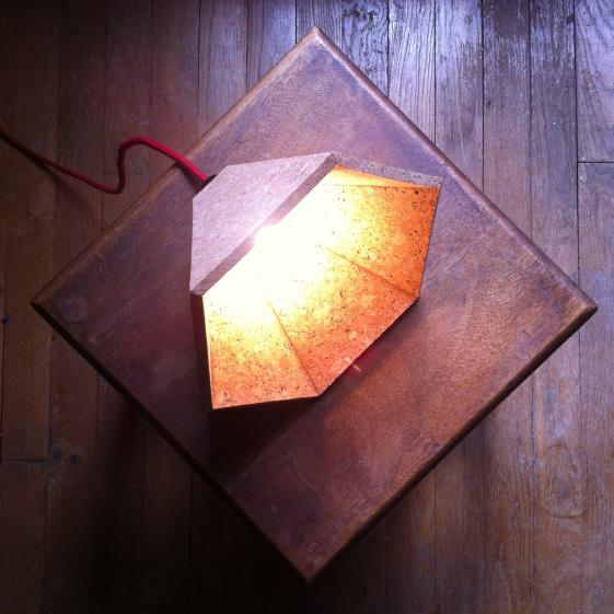 Photo lampe ©j.sage-thomas