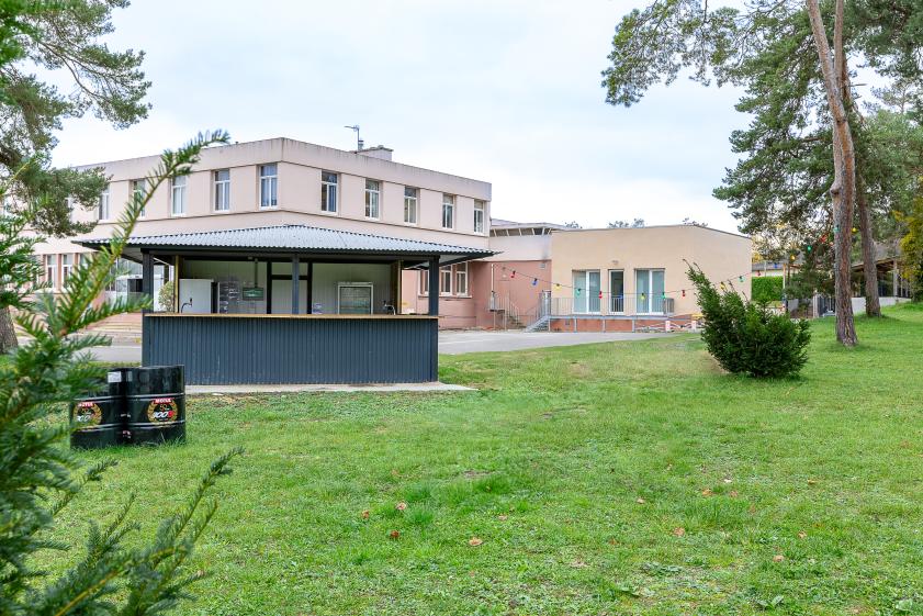 BAR ET EXTENSION