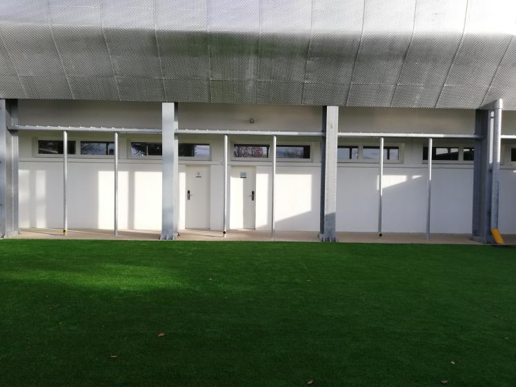 Arrière des tribunes