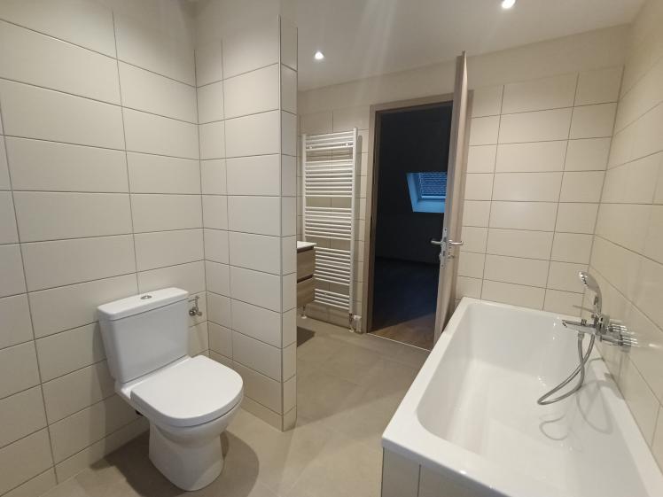 Salle de bain de l'étage