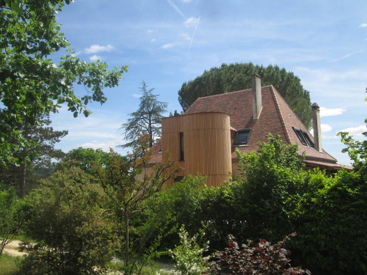 Façade avec extension