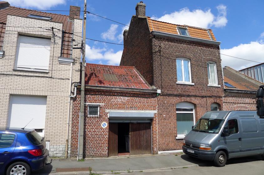 Vue du garage depuis la rue - Avant les travaux