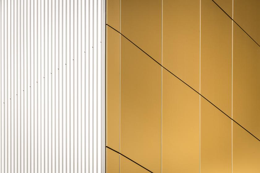 Détail de jonction cassettes/bardage