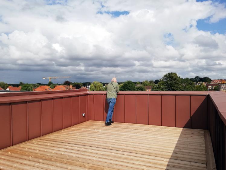 Vue depuis le toit terrasse de la maison 1 sur rue