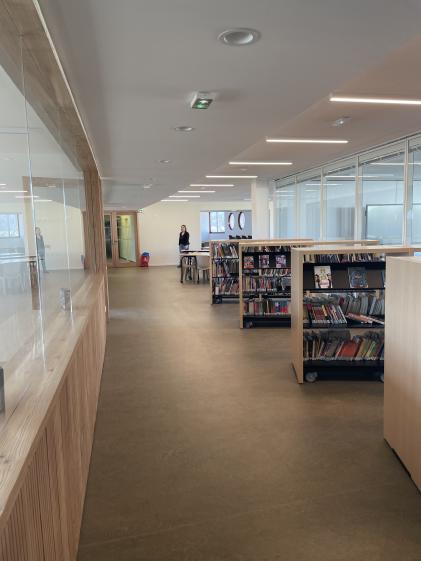 Extension d'un collège pour s'adapter aux méthodes actuelles d'enseignements et ''d'autonomisations'' des collégiens.